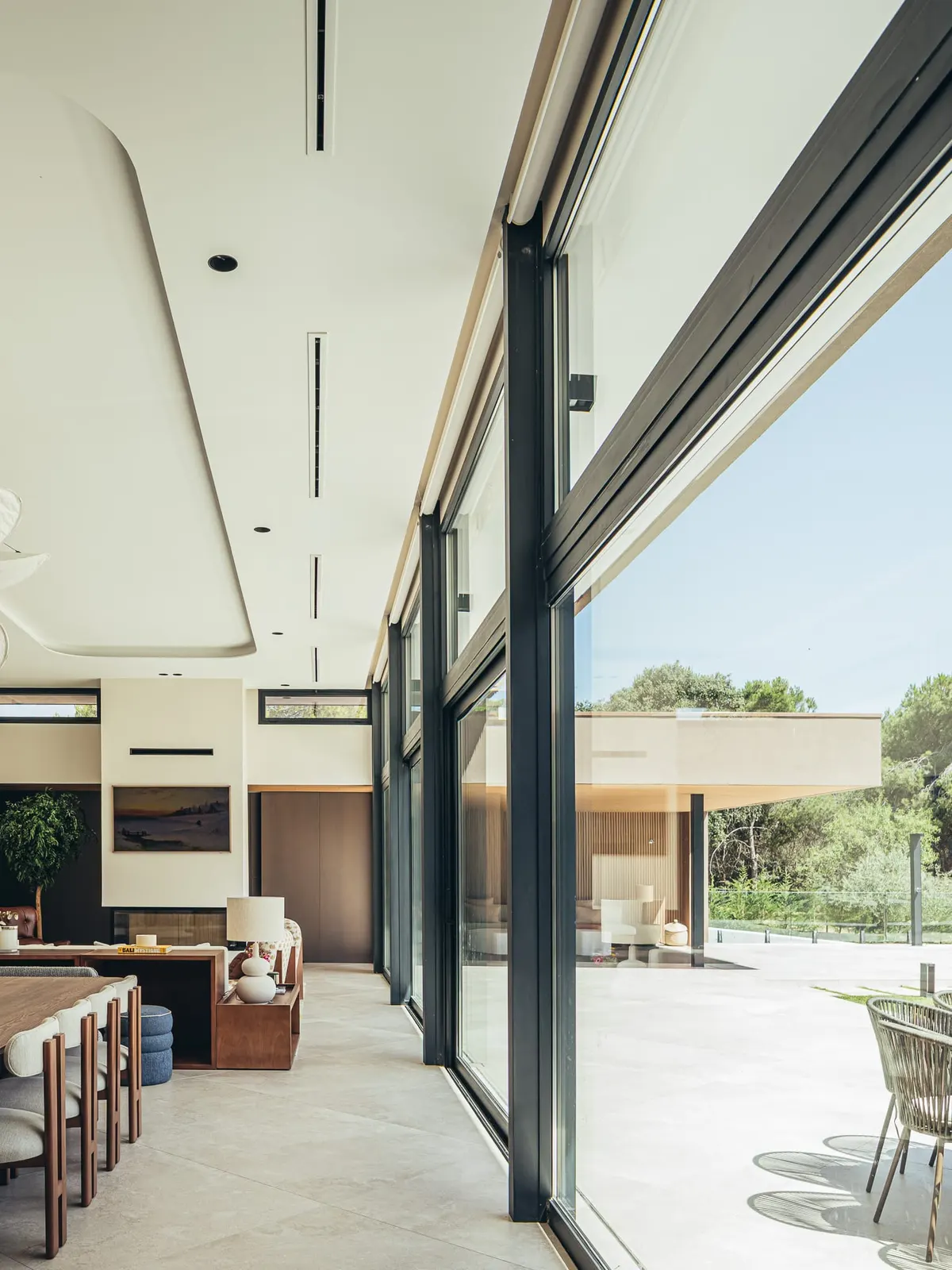 Ambiente interior con la nueva carpintería