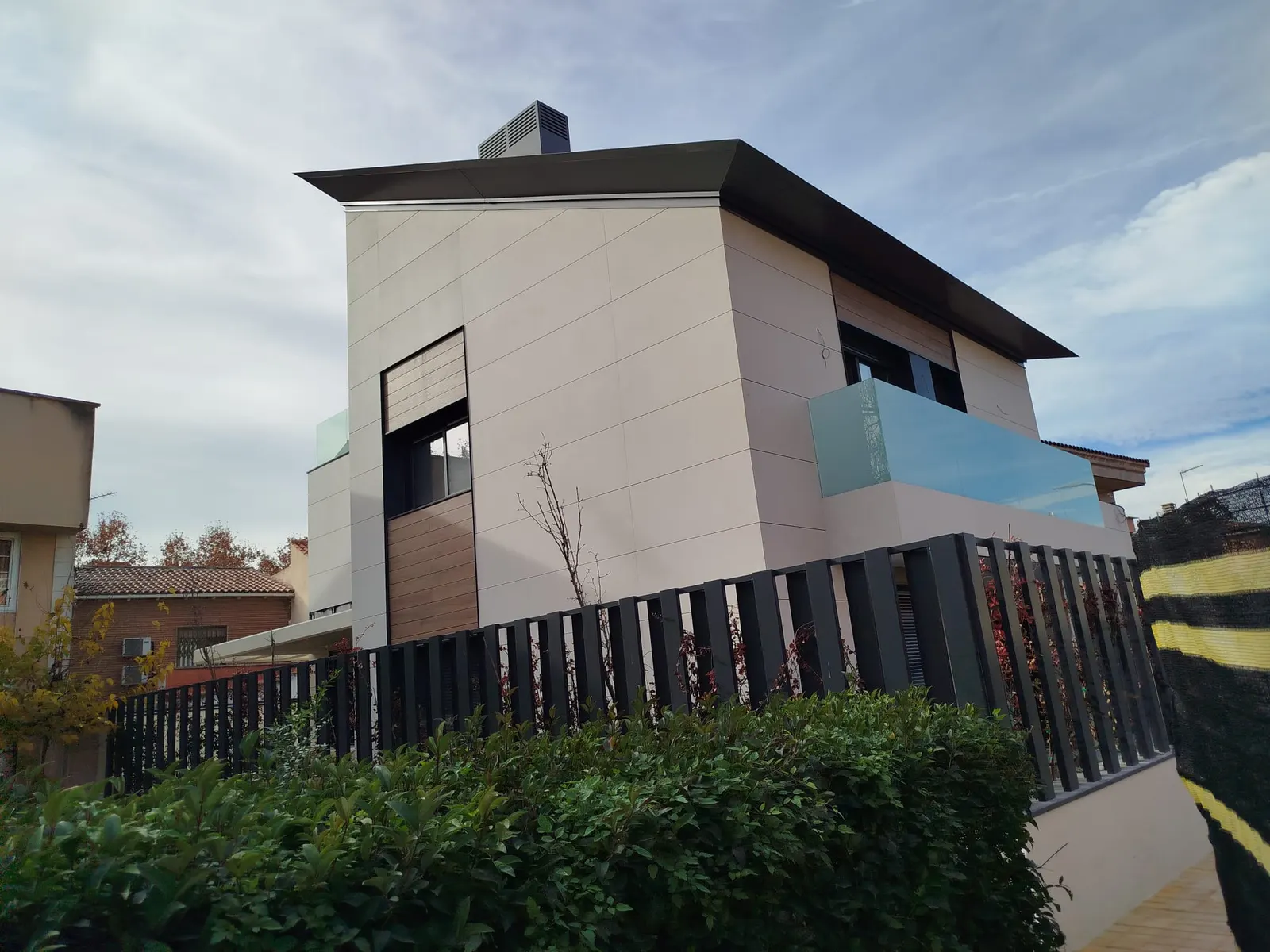 Vivienda al atardecer