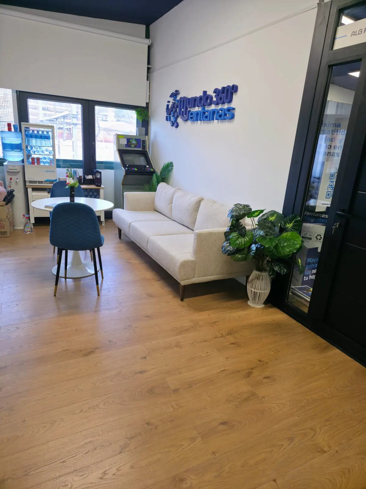 Mundo Ventanas 360 atiende clientes de Centro de Madrid desde el showroom de Fuenlabrada